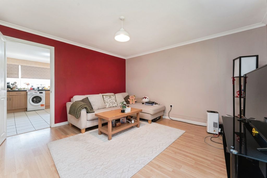 Property photo 3 of 13 Pbox-Img.Jpg