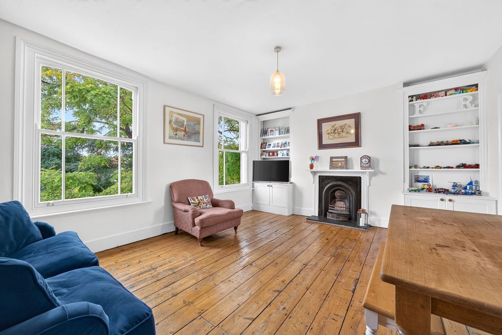 Property photo 2 of 15