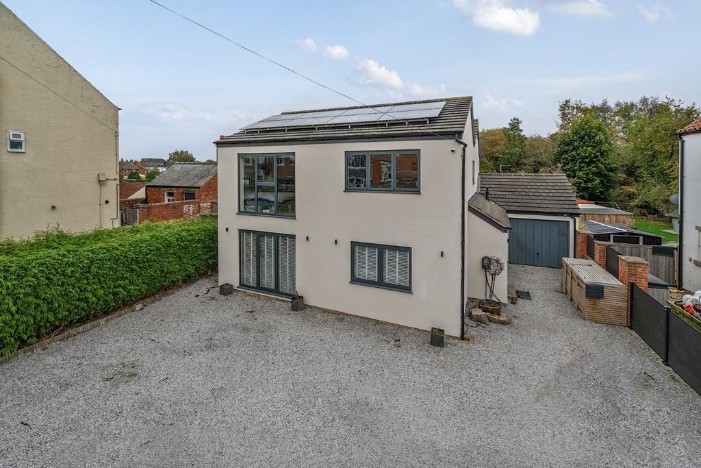 Property photo 3 of 21 Photo .Jpg