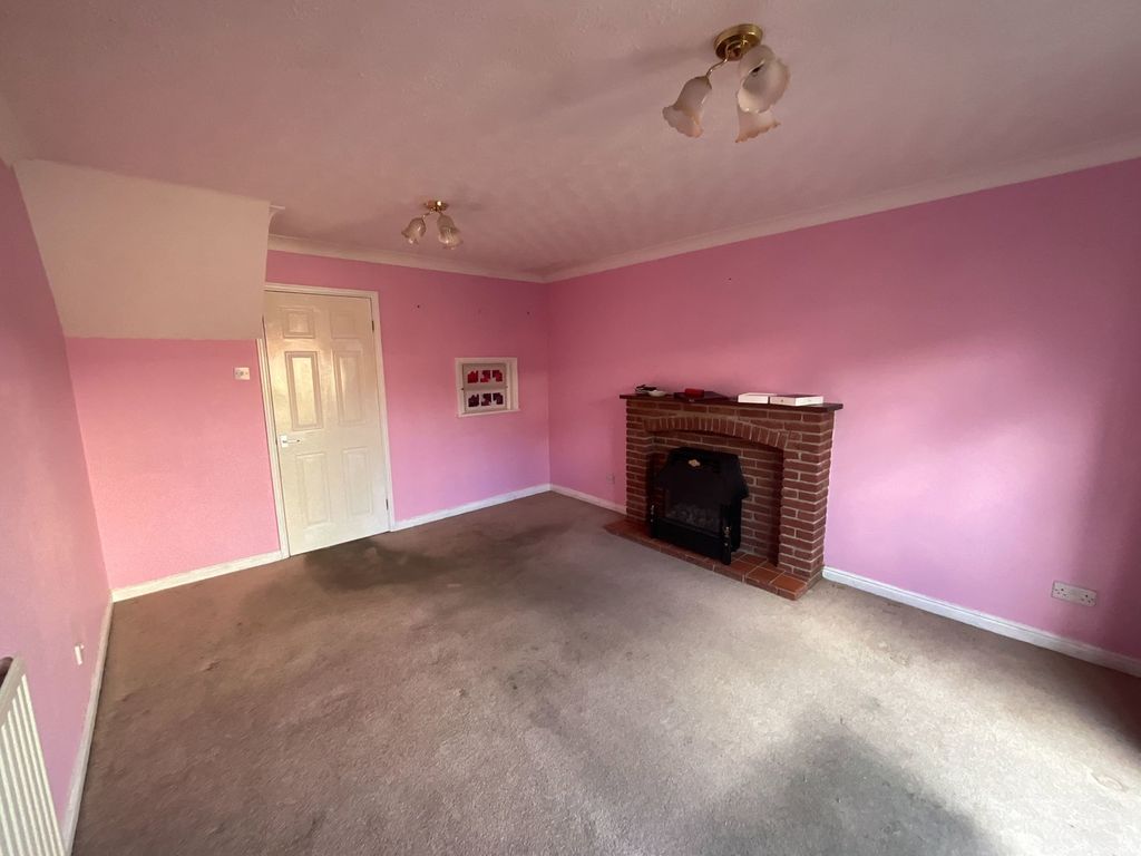 Property photo 3 of 9
