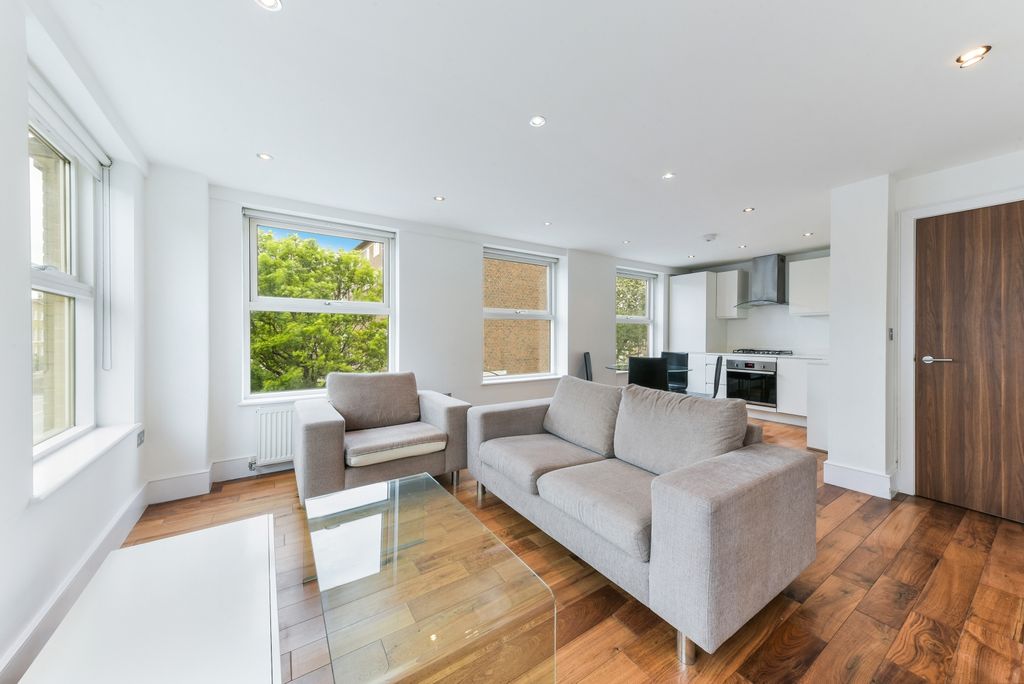 Property photo 2 of 8 Living Area-  Comro