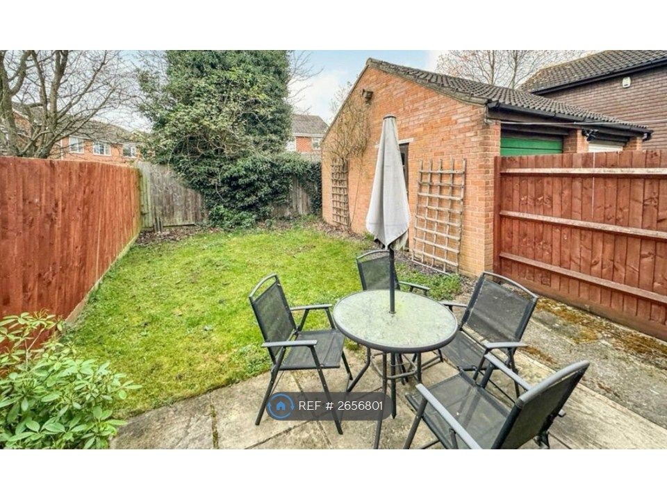 Property photo 3 of 12