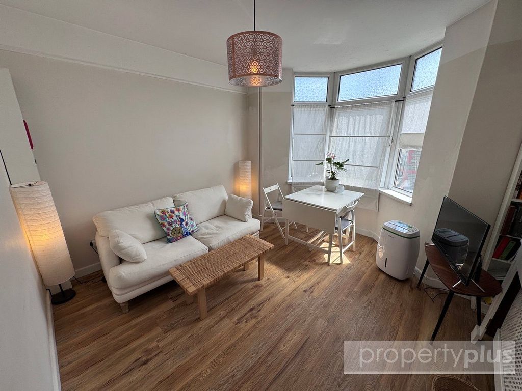Property photo 2 of 12 Picture No. 09