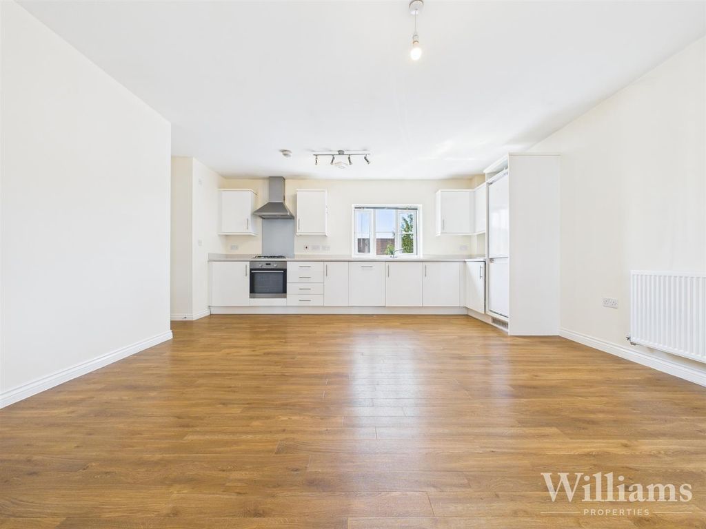 Property photo 3 of 12 Cam04950G0-Pr0070-Still004.Jpg