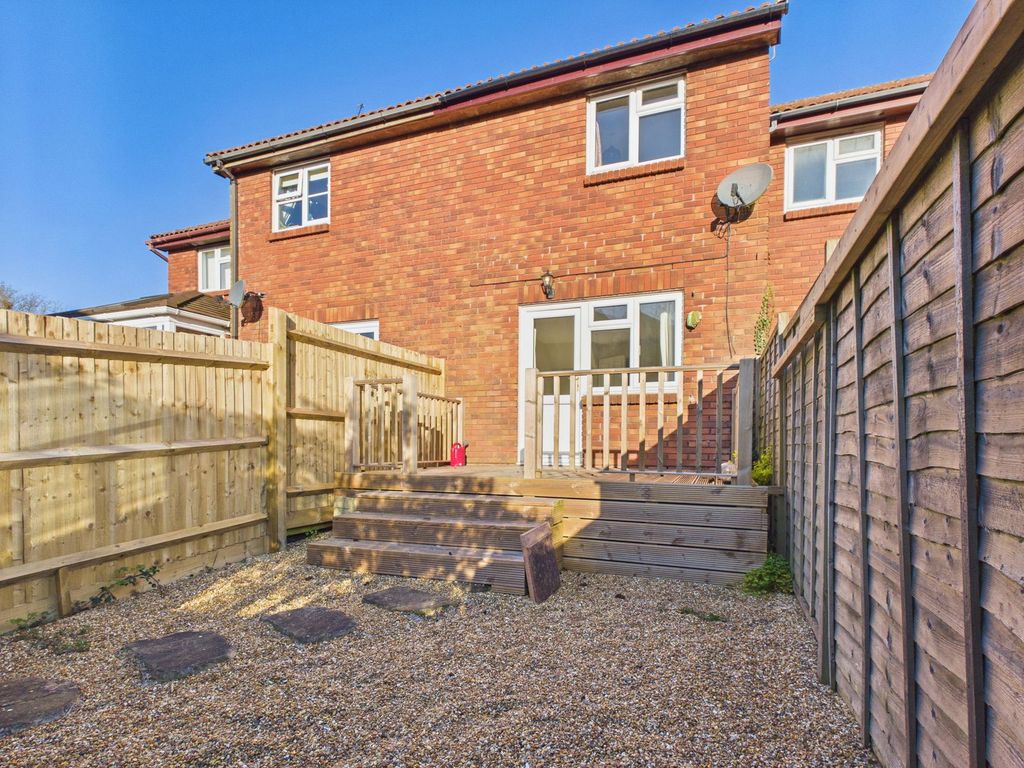 Property photo 2 of 9