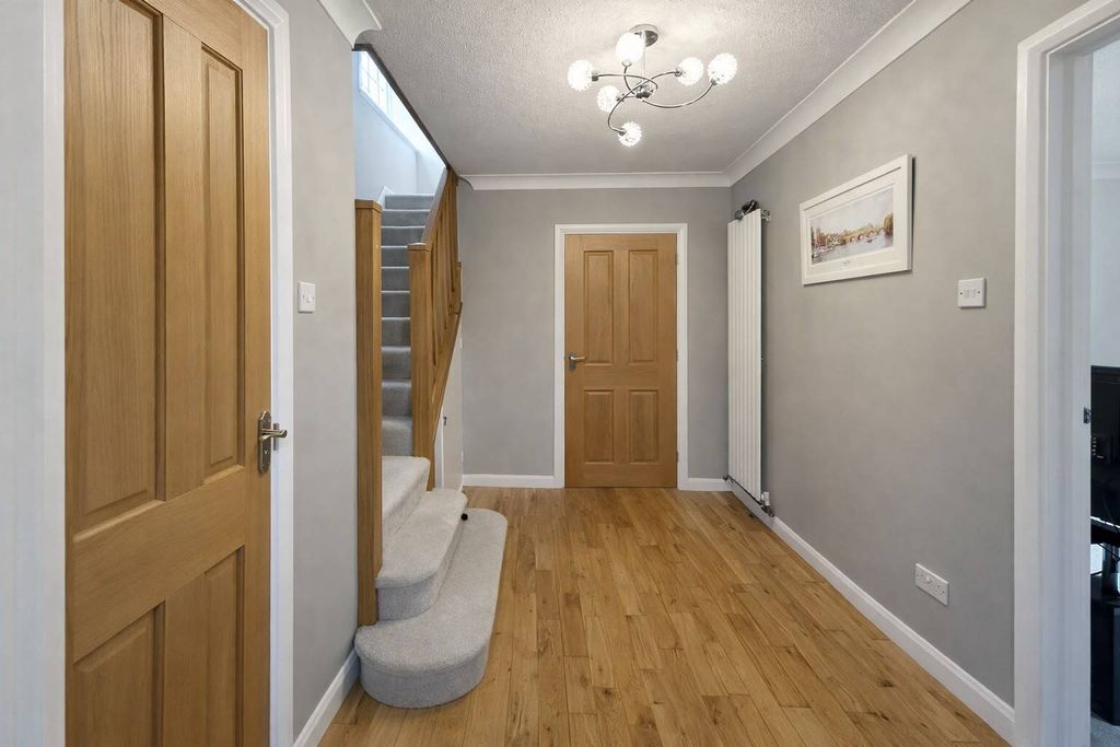 Property photo 2 of 24 Picture No. 22