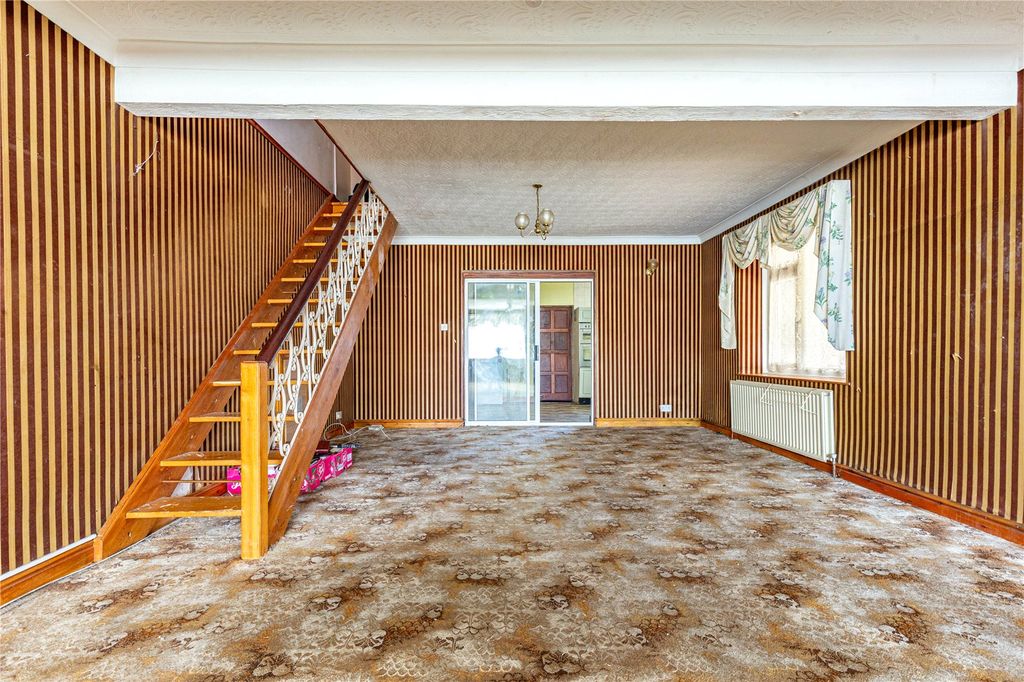 Property photo 1 of 21 Picture No. 23