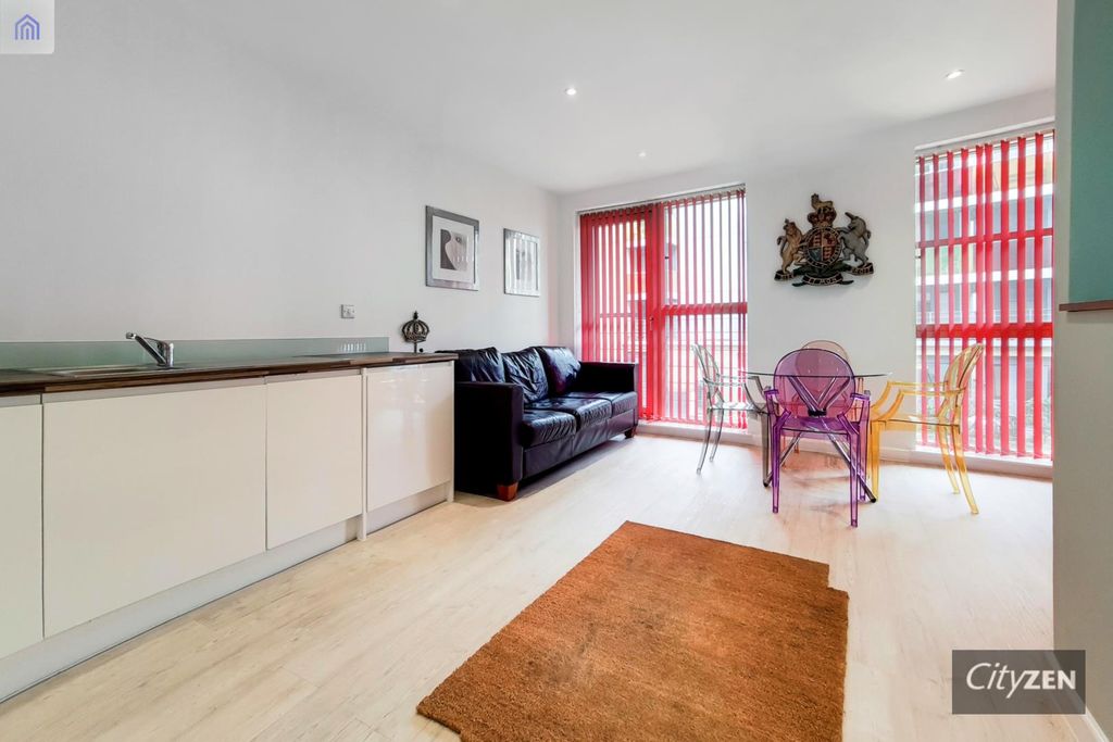 Property photo 1 of 9 Reception Room