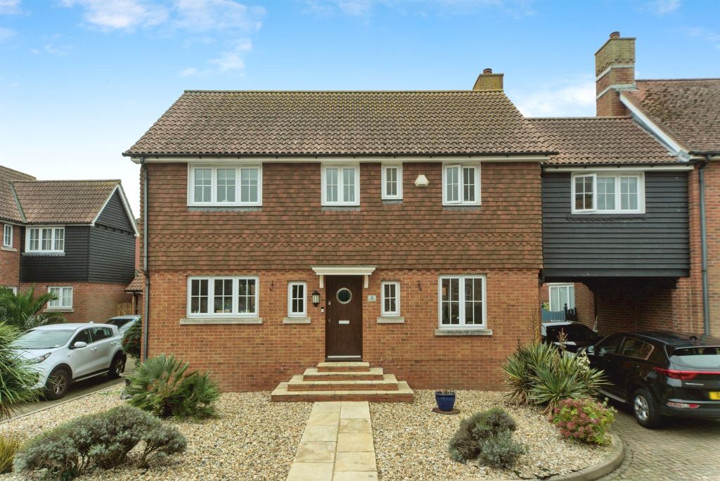 Property photo 3 of 17