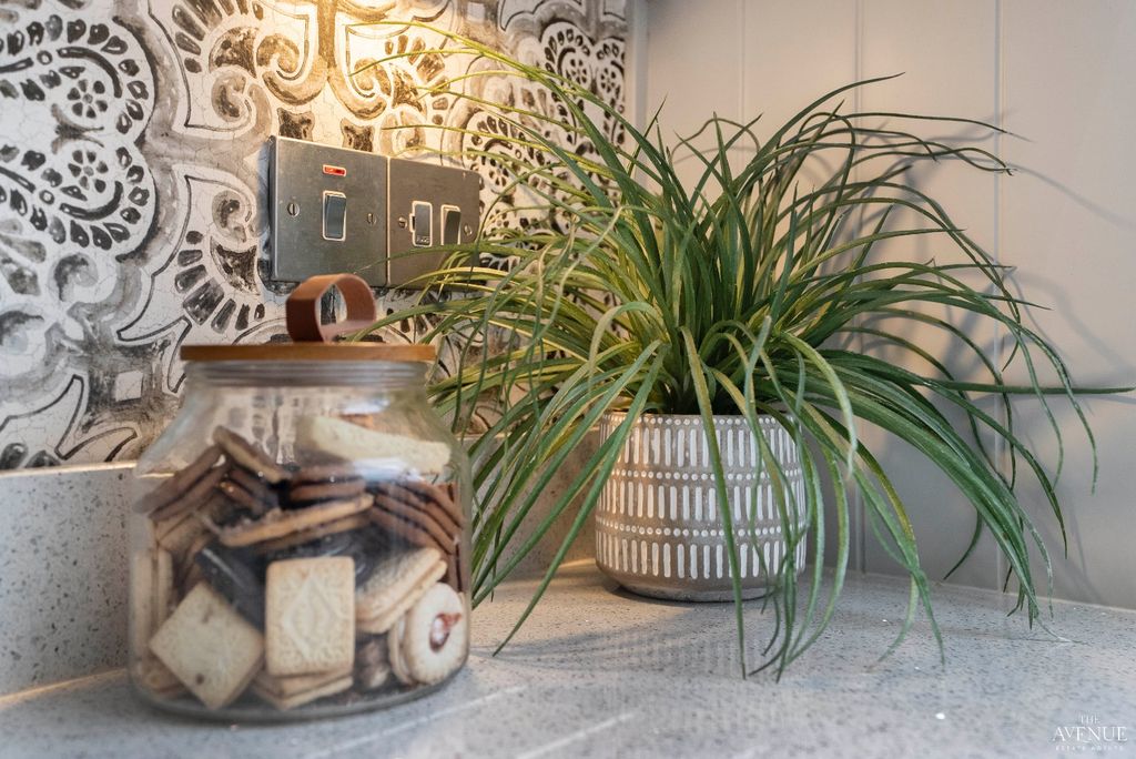 Property photo 3 of 10 4594174