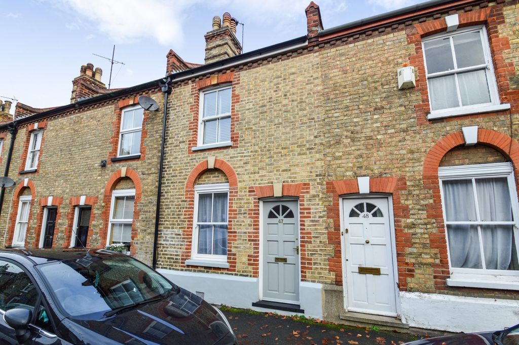 Property photo 1 of 8