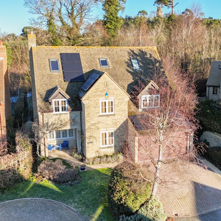 Property photo 1 of 31 Front