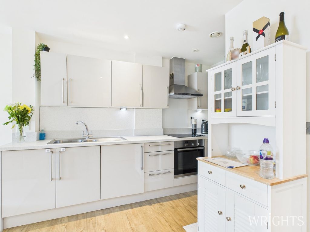 Property photo 2 of 13 Kitchen