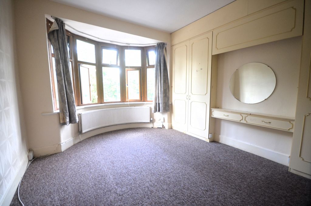 Property photo 3 of 10 Gallery