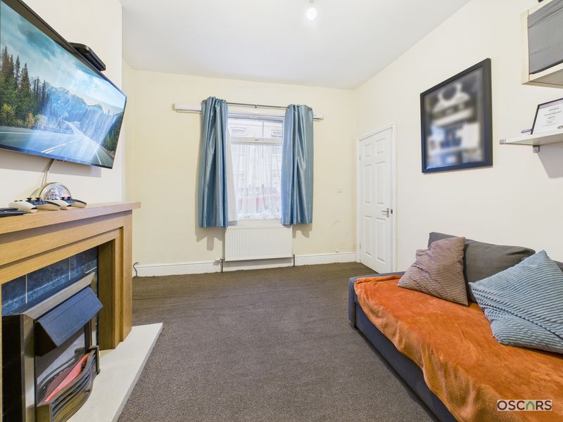 Property photo 3 of 14 Photo 4