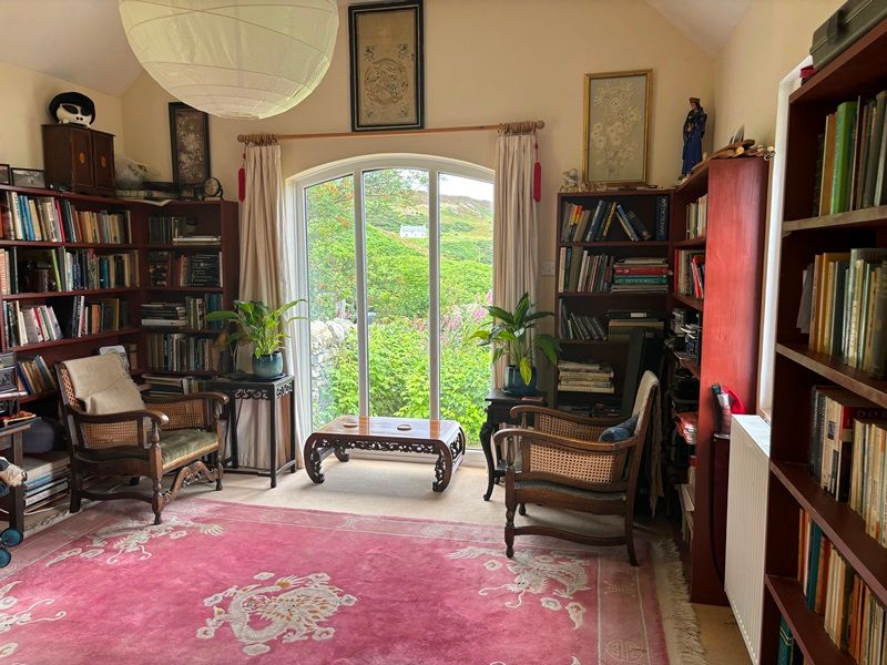 Property photo 2 of 28