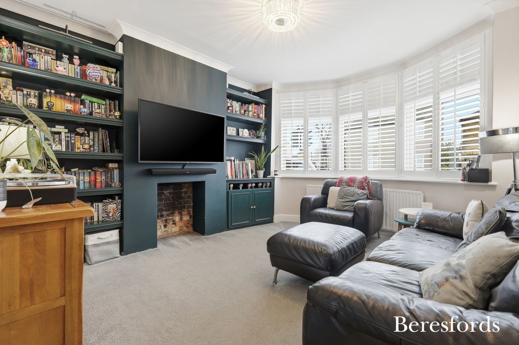 Property photo 3 of 19 Picture No. 09