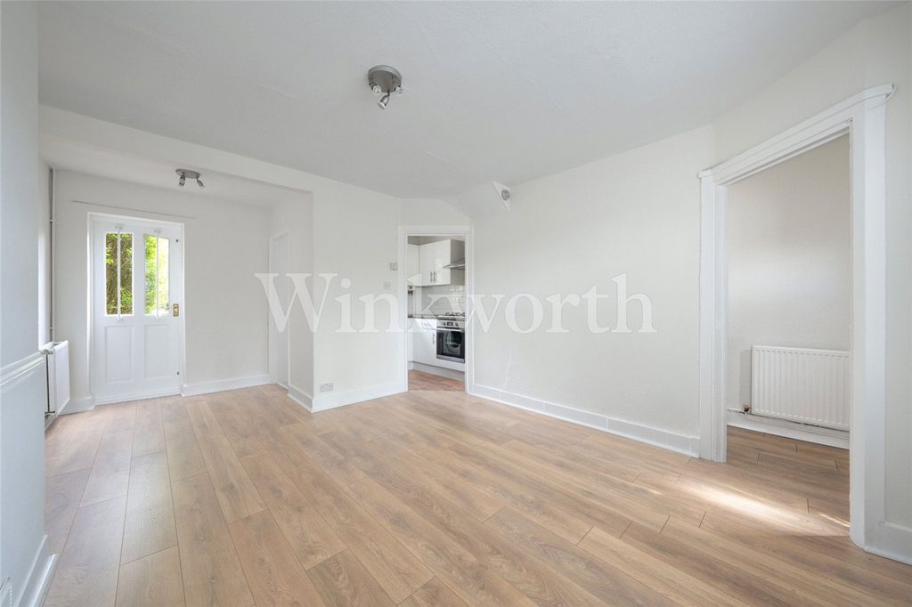 Property photo 1 of 12 Picture No. 19