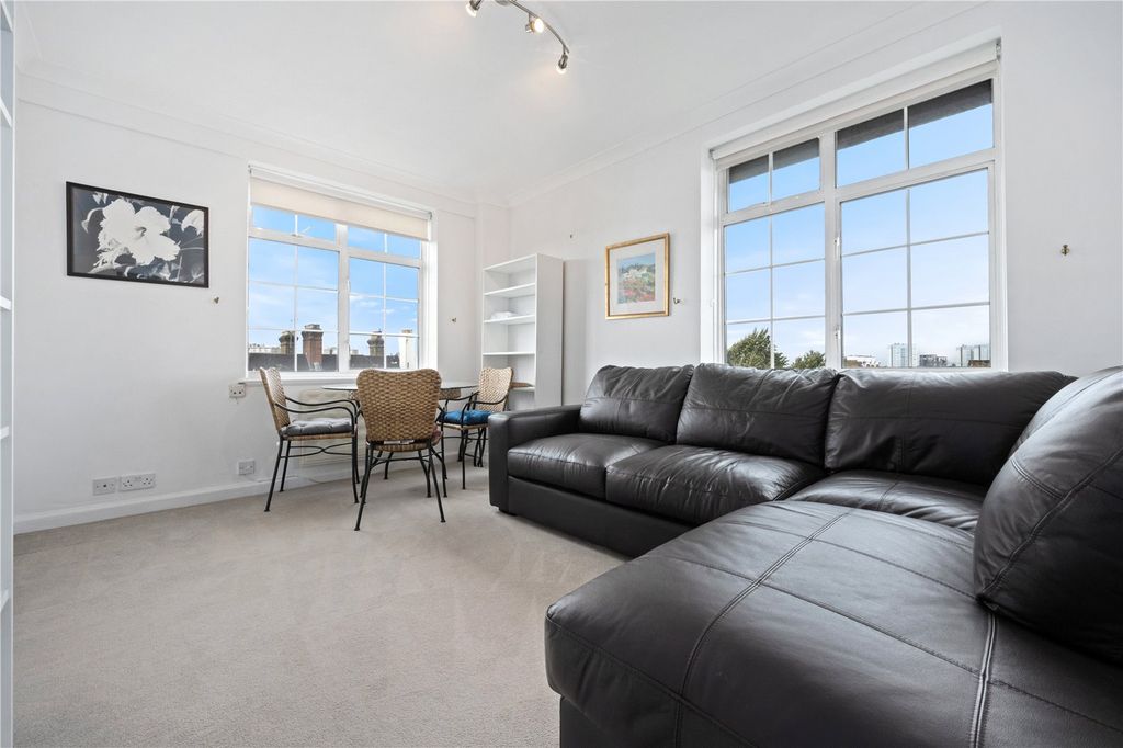 Property photo 1 of 14 Picture No. 22