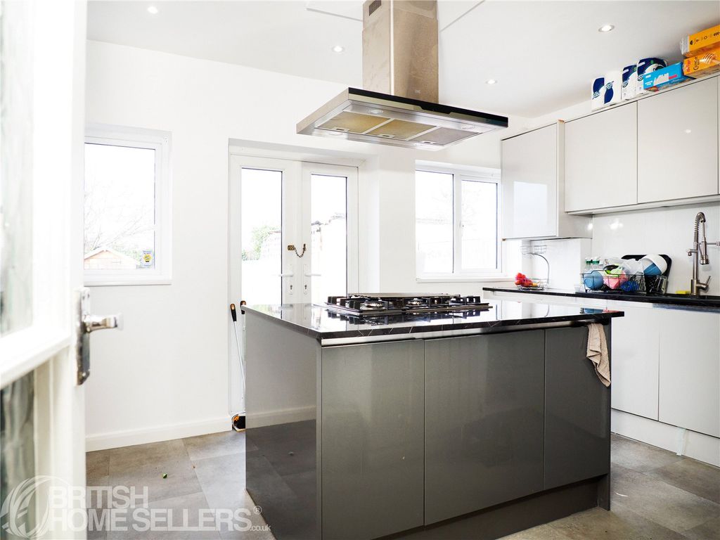 Property photo 2 of 14 Picture No. 07