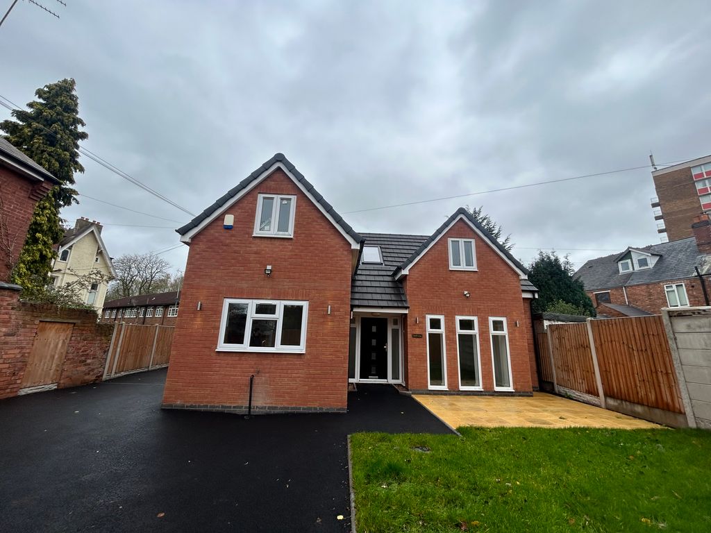 Property photo 1 of 14 Image