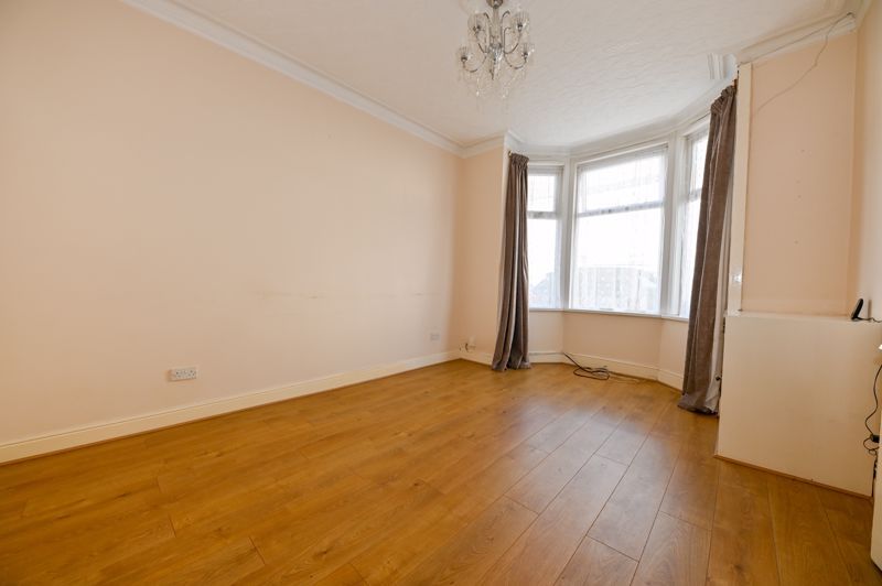 Property photo 3 of 10 Photo 11