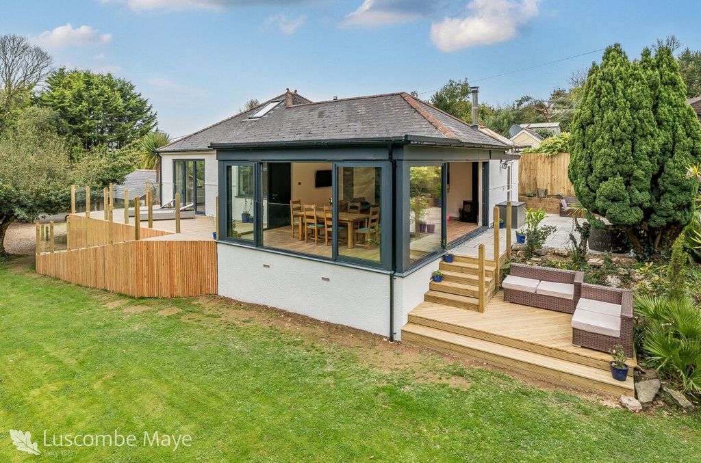 Property photo 1 of 21