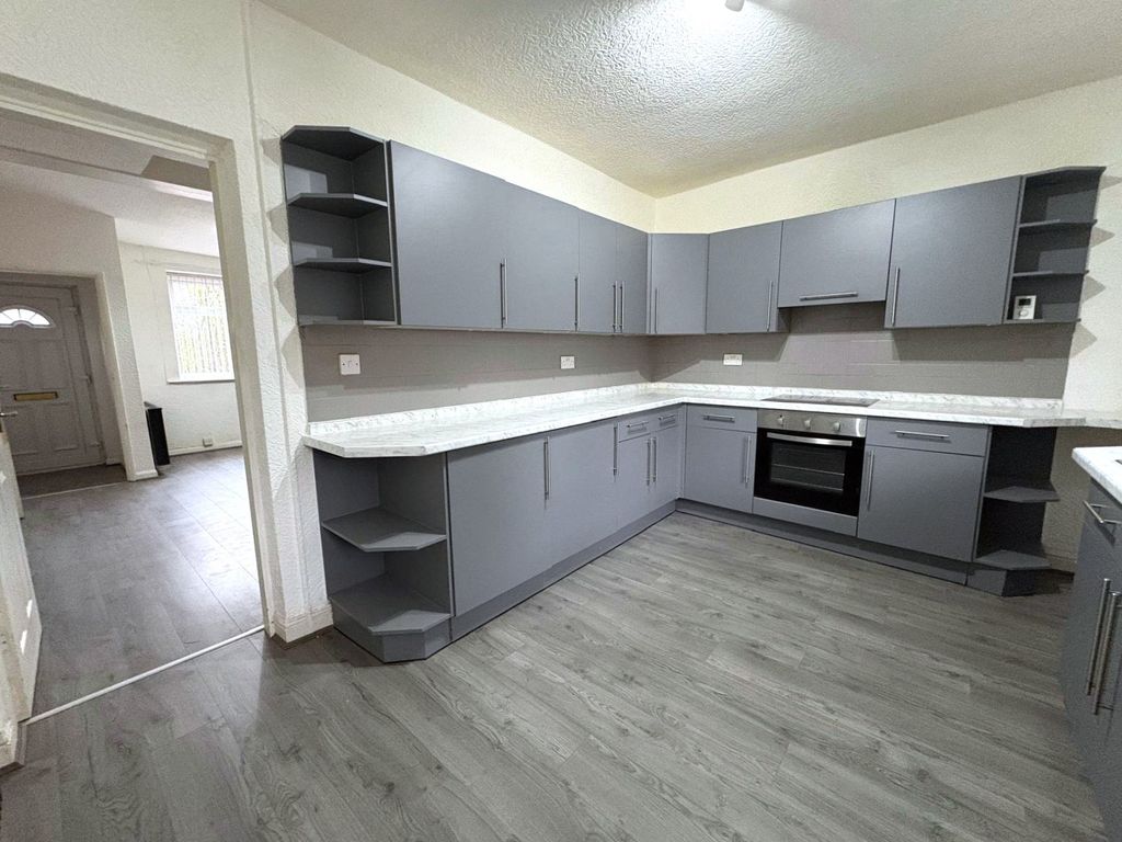 Property photo 3 of 10 Gallery