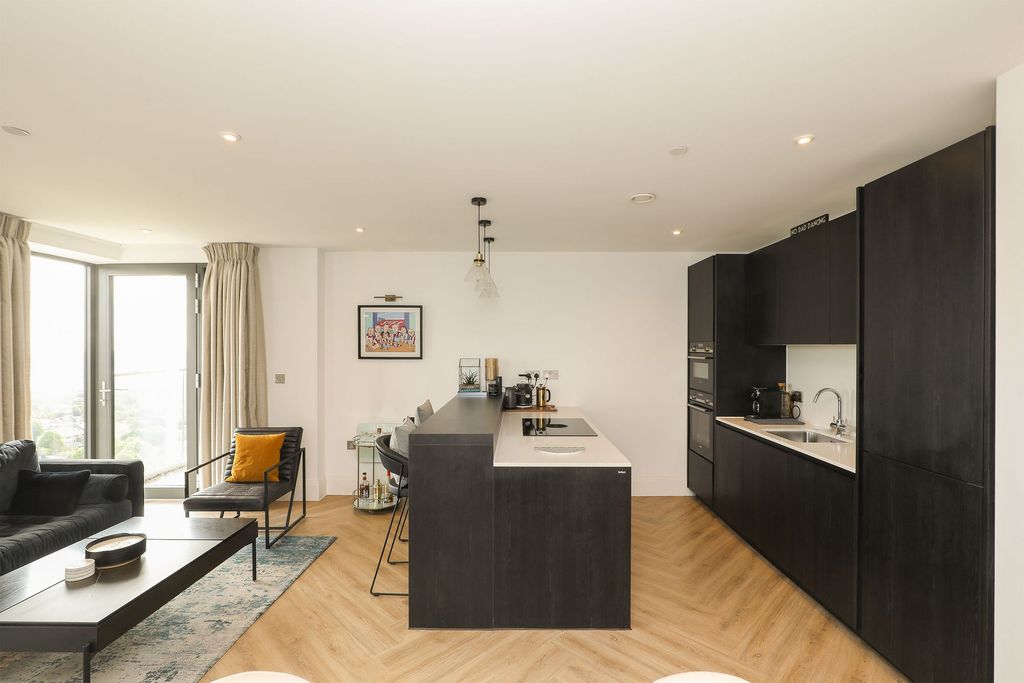 Additional image 9 of 2 bed flat for saleHallam Towers, Fulwood Road, Sheffield S10
