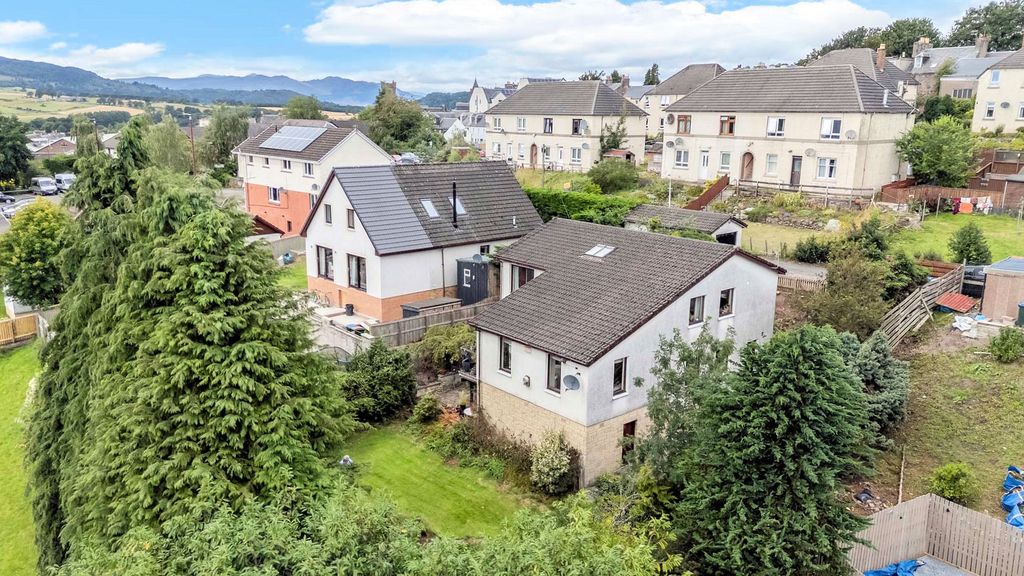 Property photo 1 of 37