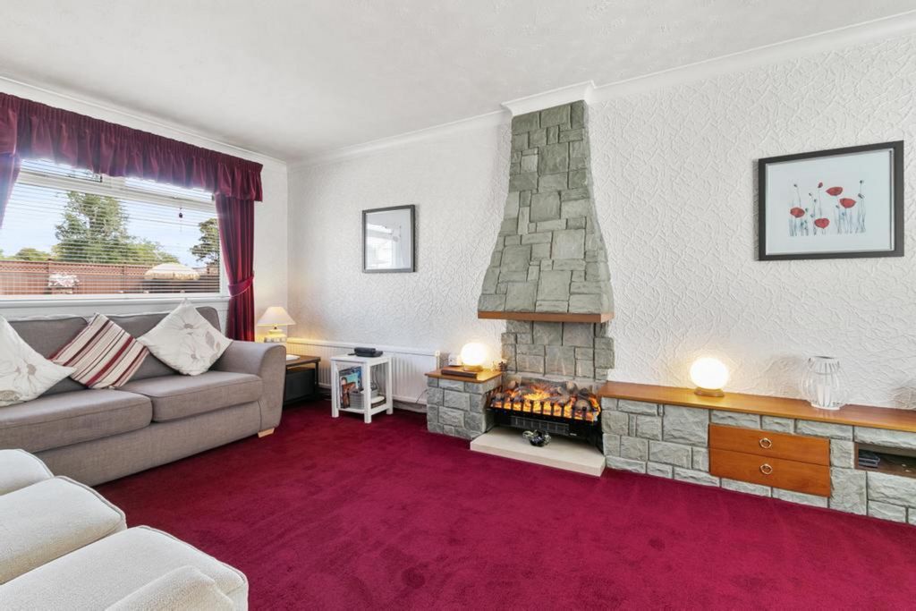 Property photo 3 of 37