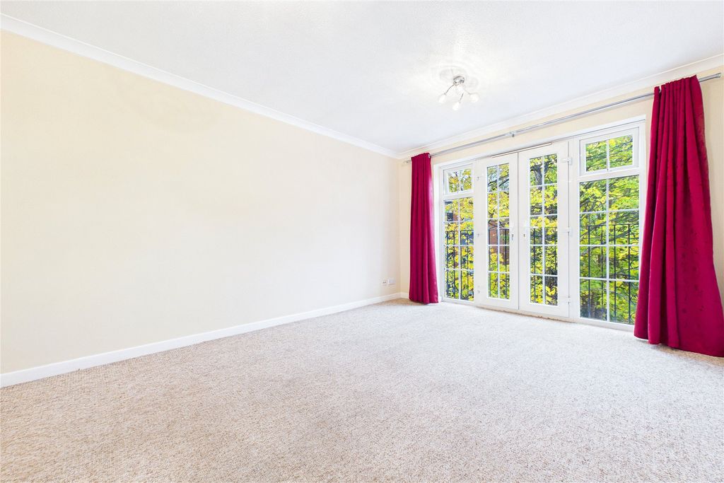 Property photo 2 of 9 Picture No. 04