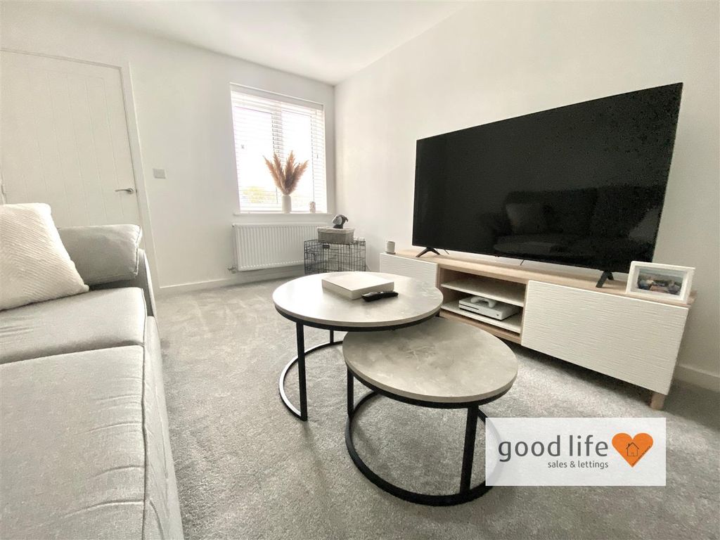 Property photo 3 of 19 20260323_132145664_Ios7Stramwell.Jpg