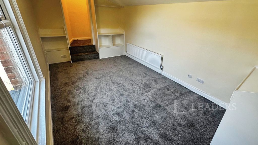 Property photo 3 of 16 3.