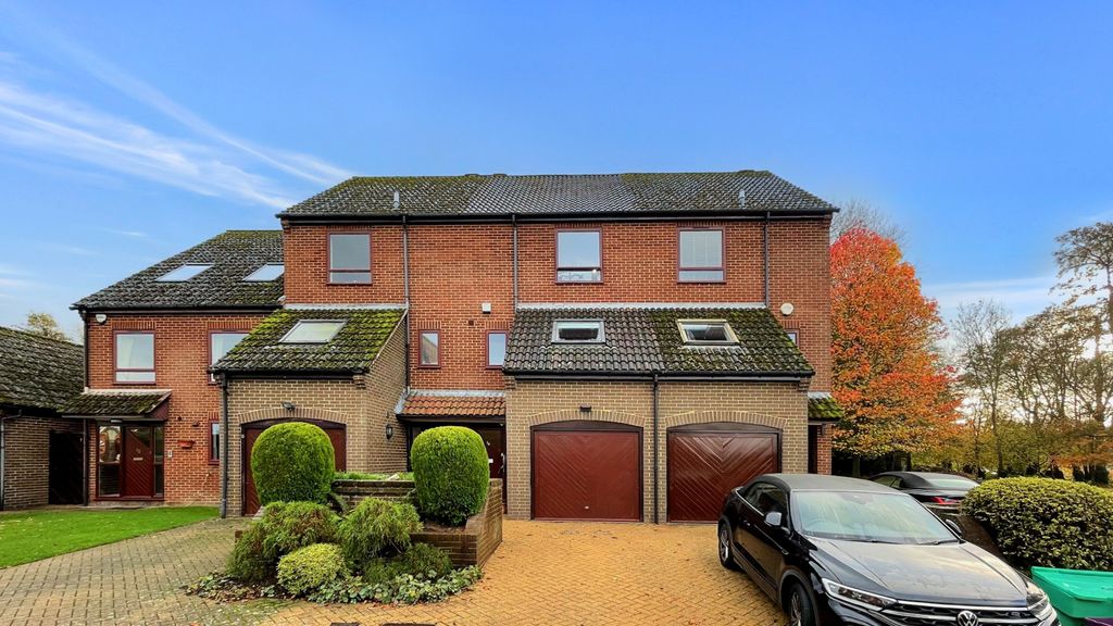 Property photo 1 of 32 14 Tmi 5