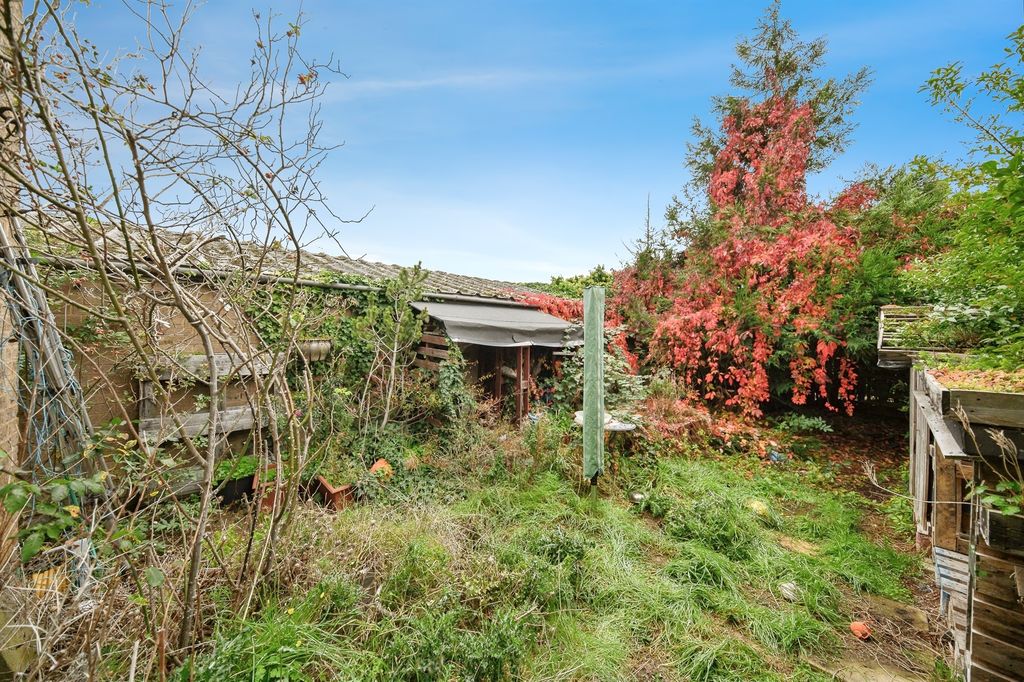 Property photo 2 of 4