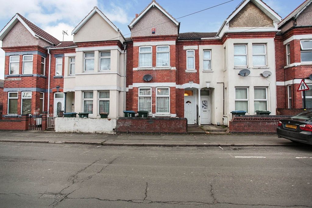 Property photo 1 of 18 Main Page