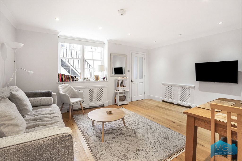 Property photo 2 of 12 Picture No. 18