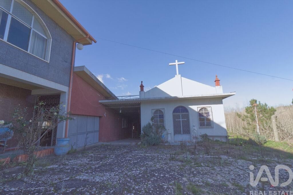Property photo 2 of 21