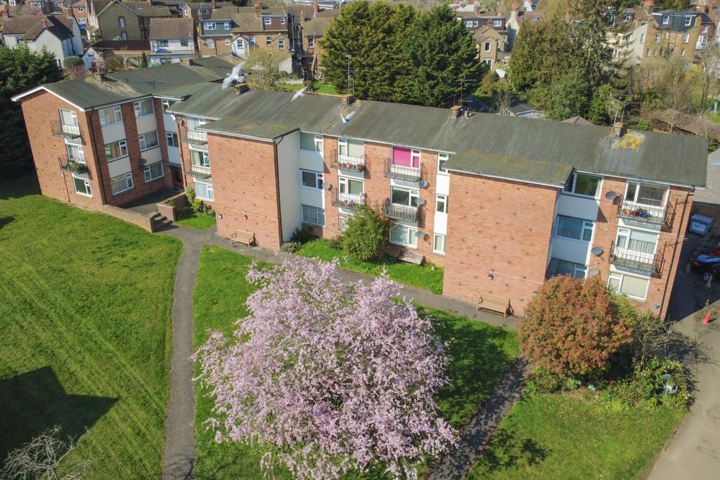 Property photo 1 of 8 Front Of House