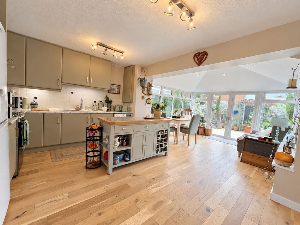 Property photo 1 of 15 5538281