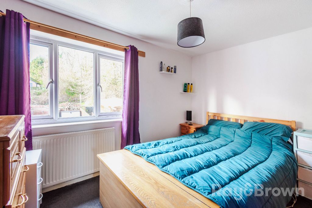 Property photo 3 of 26