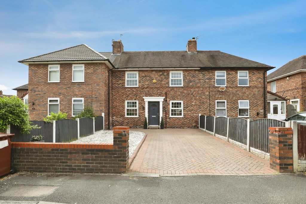 Property photo 1 of 15 Front