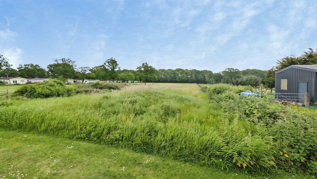 Property photo 2 of 35 Pbox-Img.Jpg
