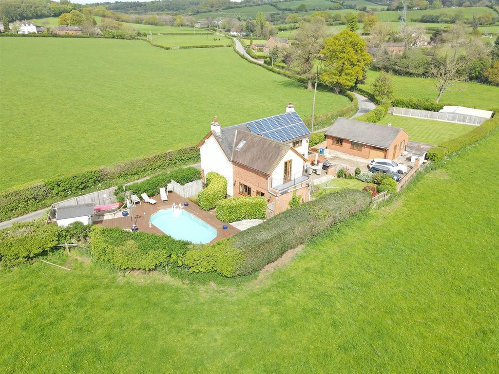 Property photo 2 of 45