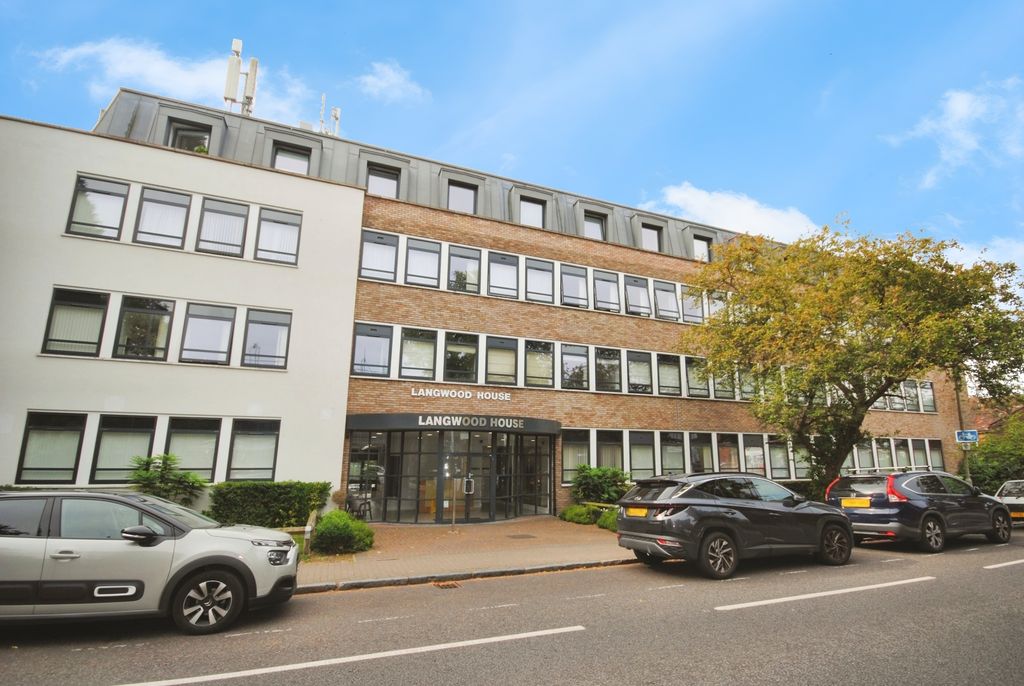 Property photo 1 of 8 Pbox-Street_Scape-319146.Jpg