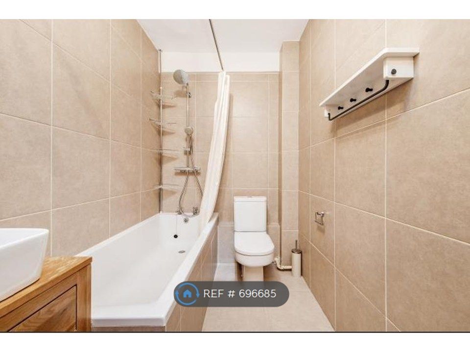 Property photo 2 of 5 Bathroom