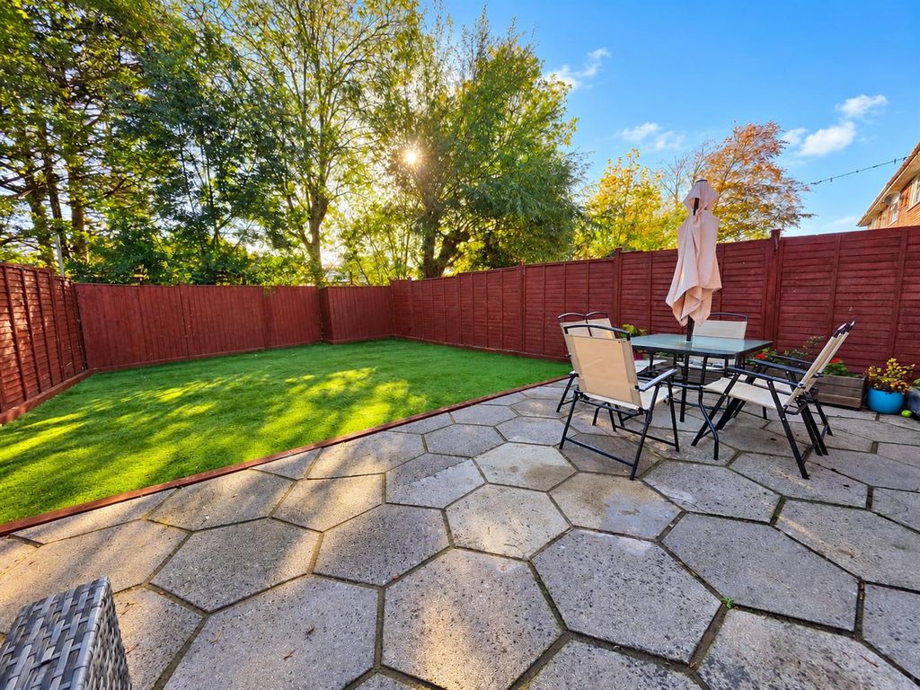 Property photo 3 of 15