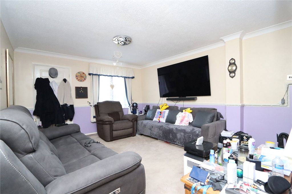 Property photo 3 of 13 Picture No. 24