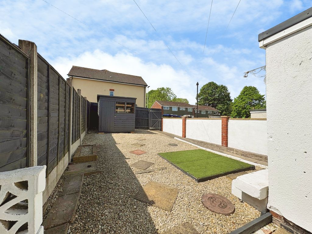 Property photo 2 of 22 305900Be-4